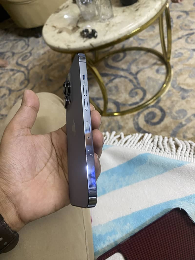 Apple iPhone 13 Pro 3