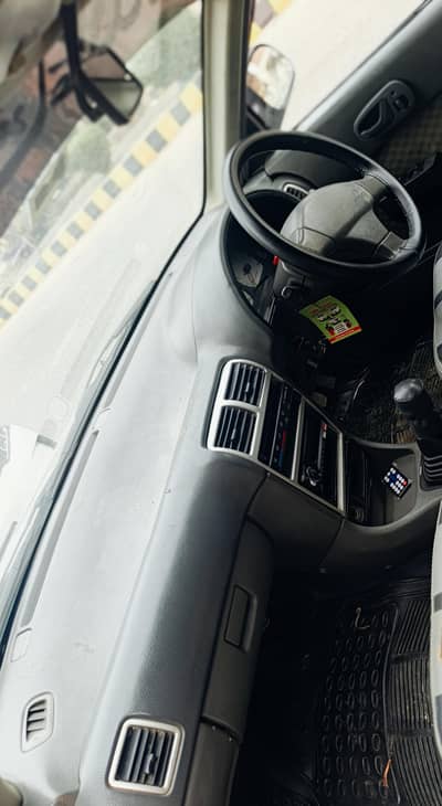 Suzuki Cultus 2012