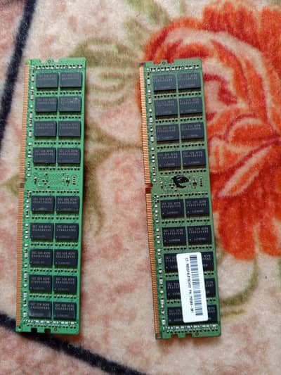 Samsung 32GB Kit (2x16GB) DDR4 PC4-2133P ECC Server Memory