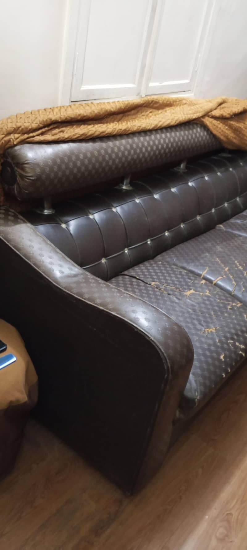 5 seater Sofa set 7