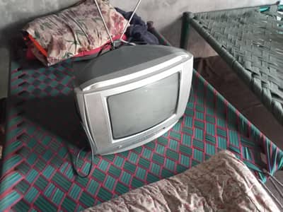 LG TV 14 for sale
