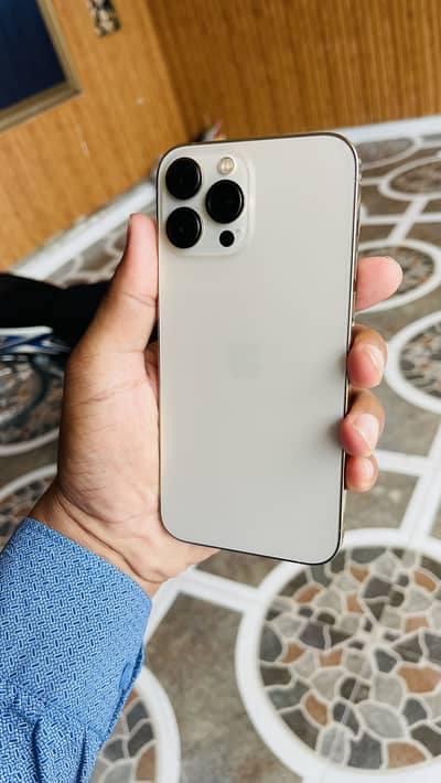 13 pro max golden 256gb factory unlock