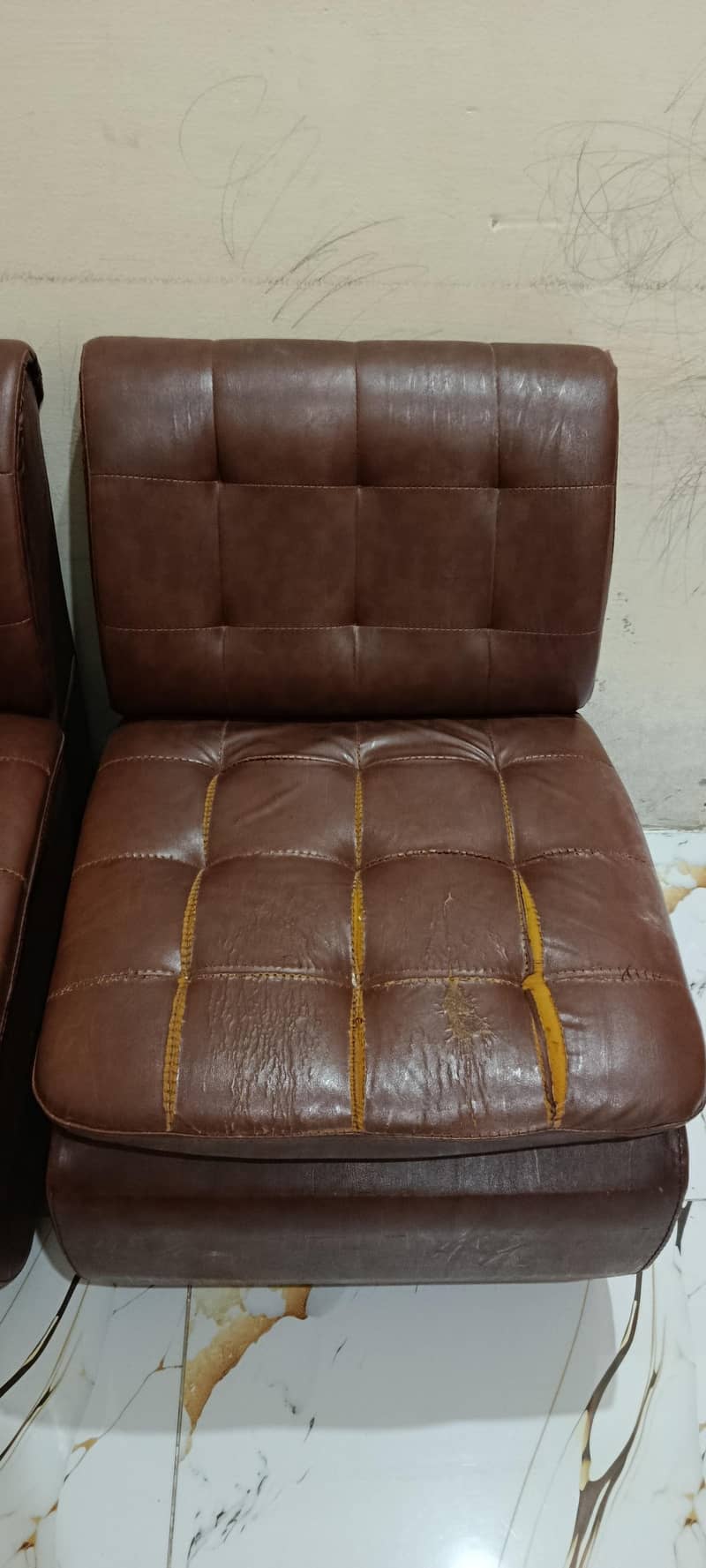 2-1-1 sofa set 0