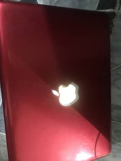 Apple laptop (MacBook) 2009