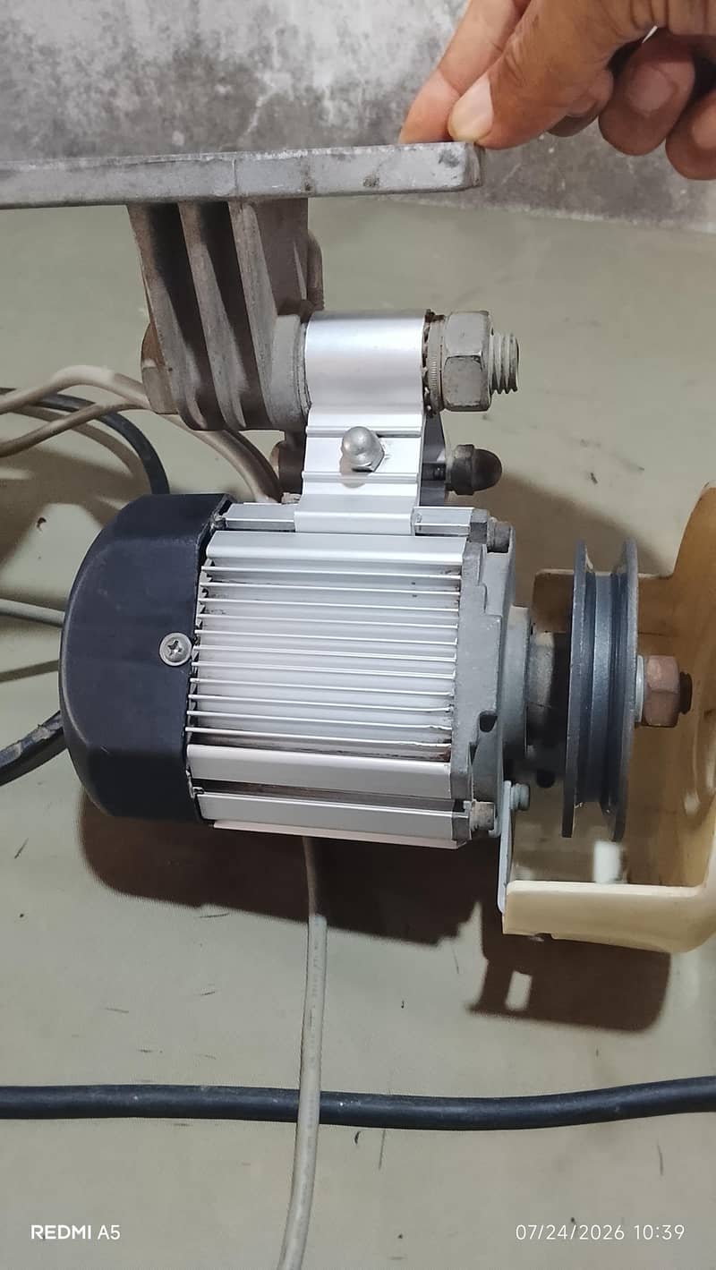 servo03060609798 6