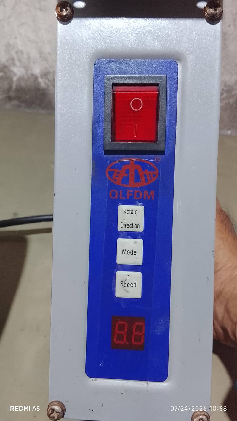 servo03060609798 9