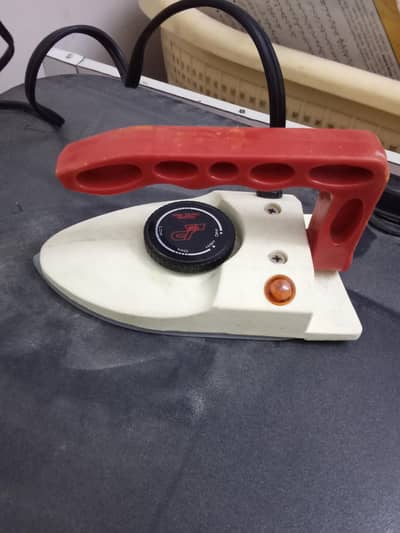 Portable Electric Dry Iron – Used – Good Working Condition