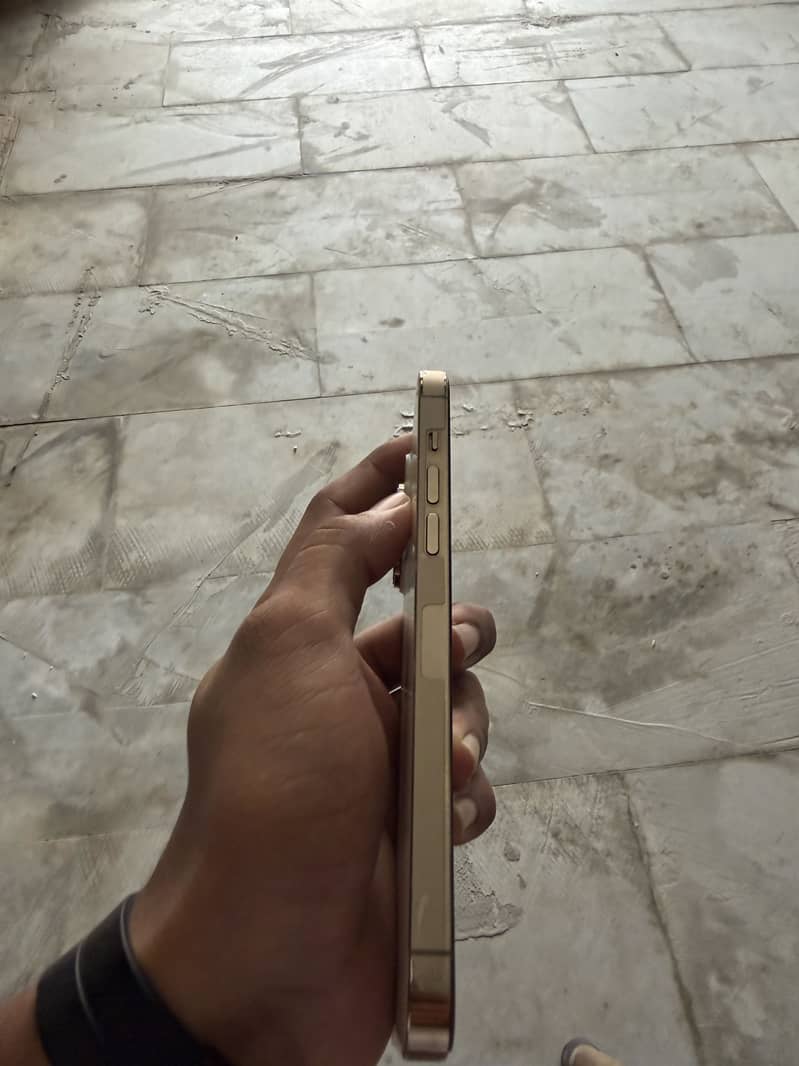 Iphone 14 pro Max 2