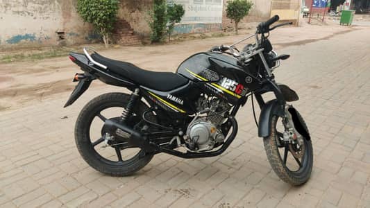 Yamaha YBR G 2018/19)  read ad