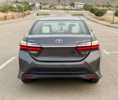 Toyota Corolla GLI Auto 2019 airbags wali hai