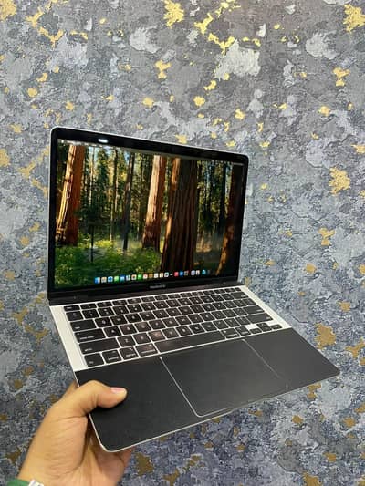 Apple MacBook Air 2020 – Intel Core i3 | 8GB RAM | Retina Display