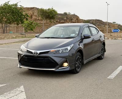 Toyota Corolla GLI Auto 2019 end Airbag wali hai