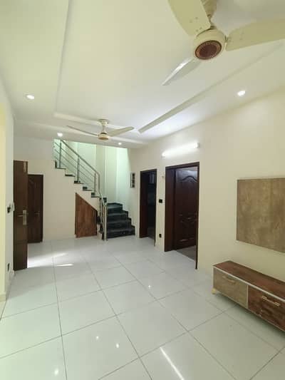 5 Marla House Available For Sale In Bahria Town Sector D Lahore
