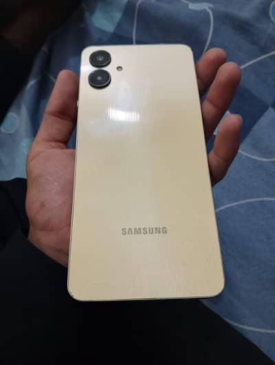 Samsung Mobile A06