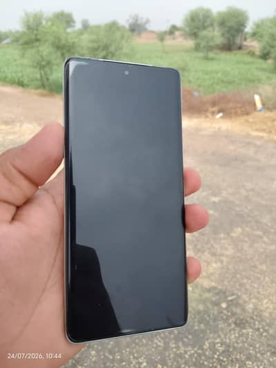 Vivo V40
