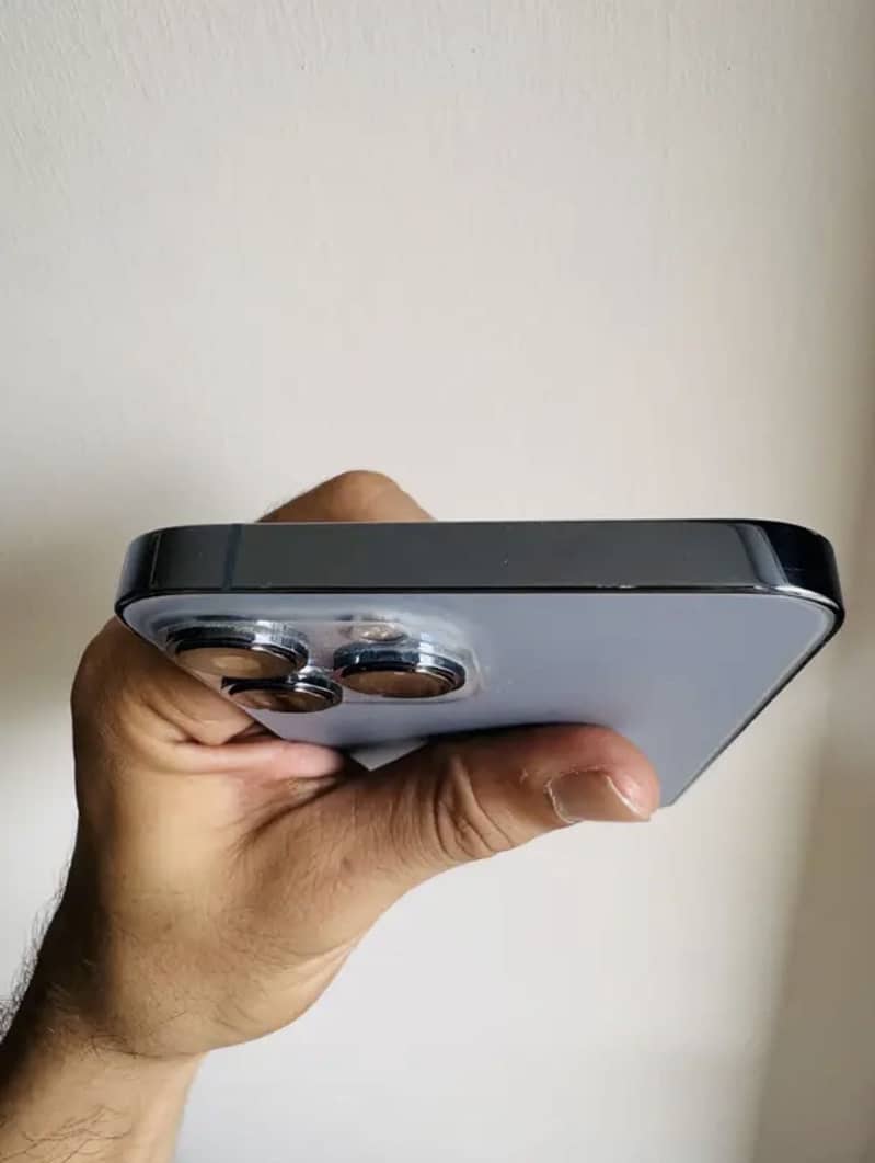 Iphone 13 pro max 2