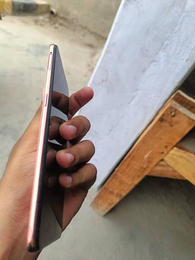 Vivo V15 8/256 : note . . exchange possible with good phones
