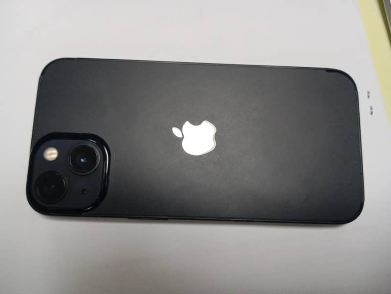 Apple iPhone 13 5