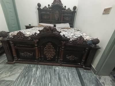 king size chanoti wood bed with 2 side tables and dressing