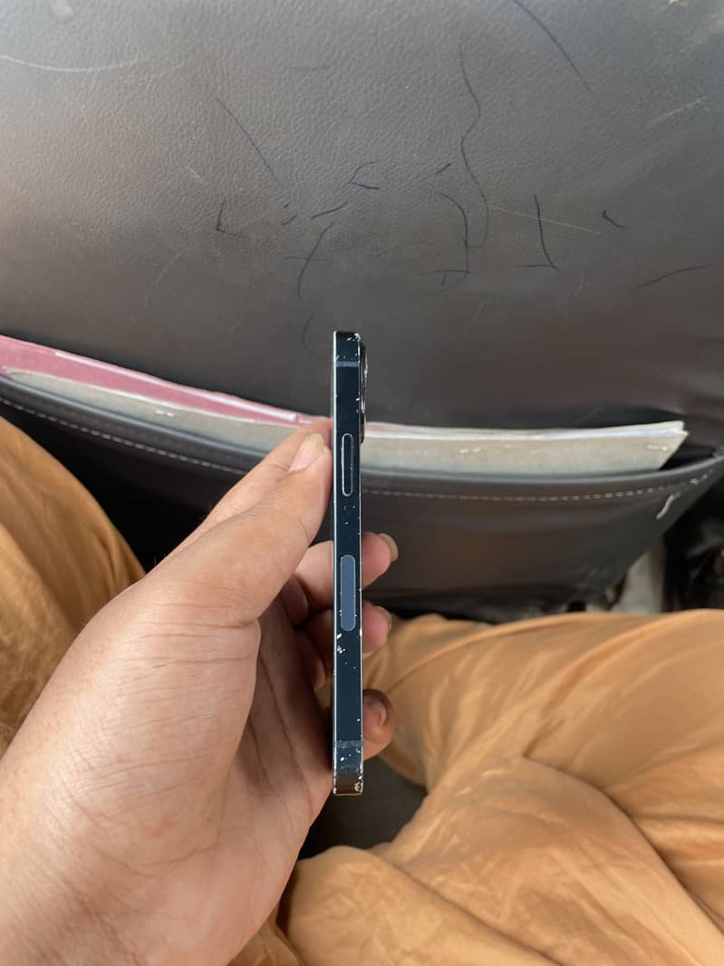 Iphone 13 mini 1