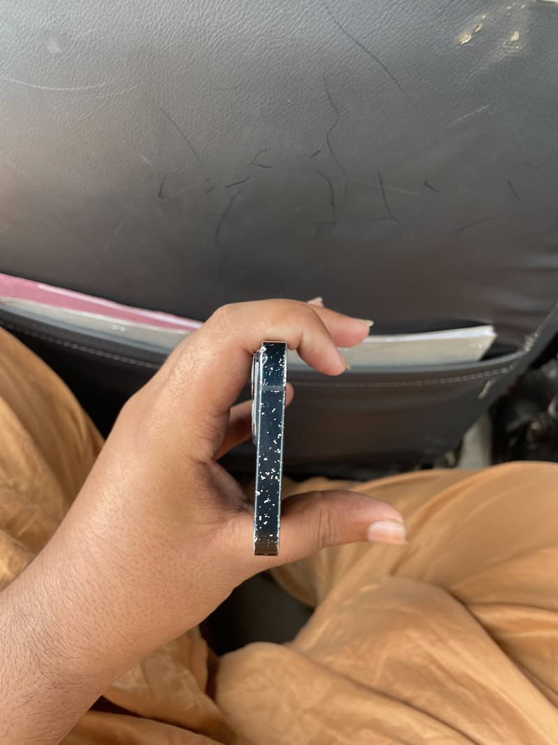 Iphone 13 mini 3