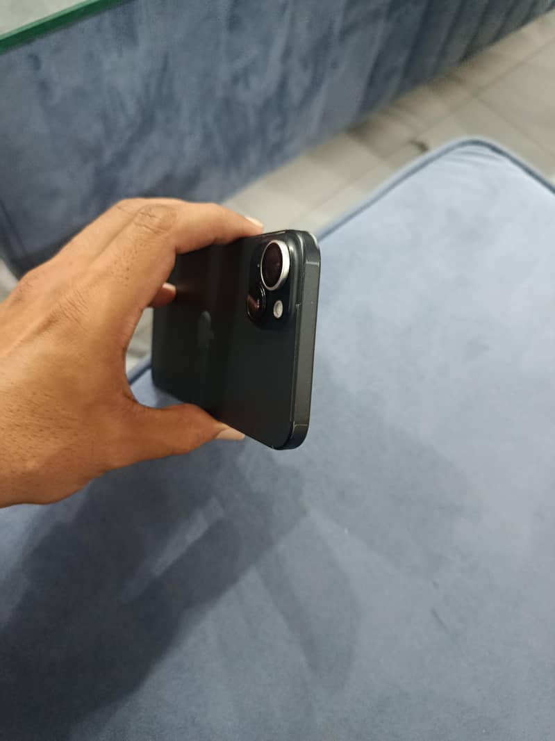 Iphone 15 plus 6