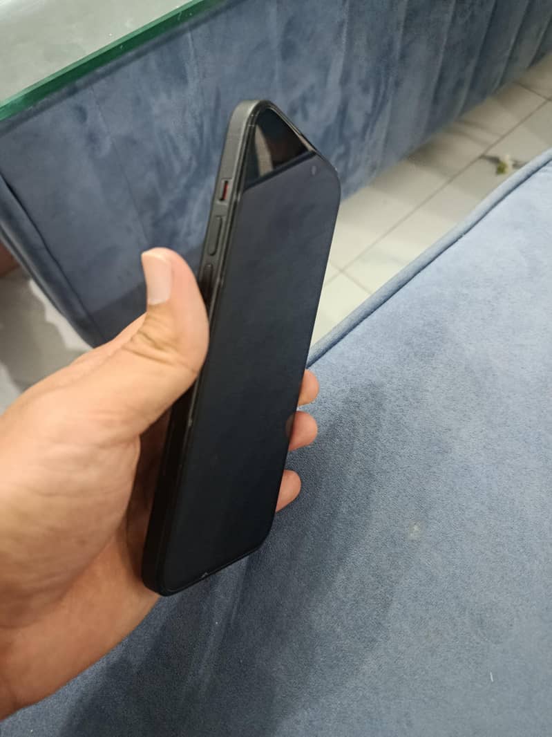 Iphone 15 plus 7