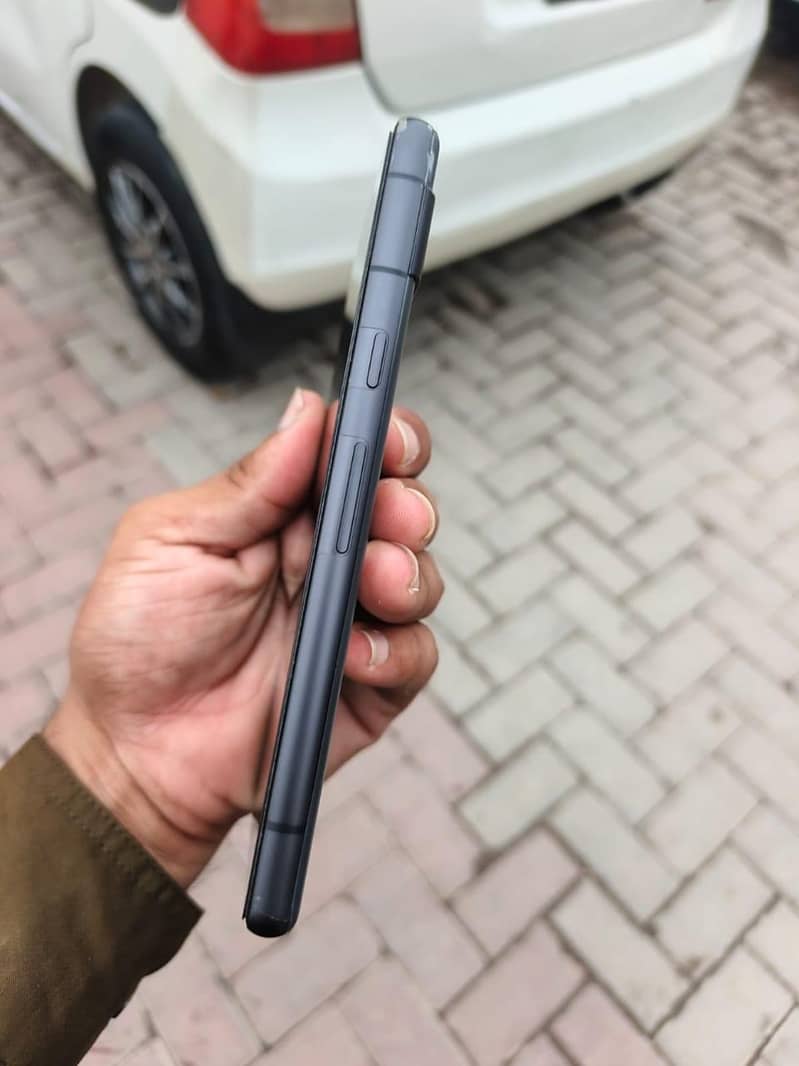 Google Pixel 7a 2