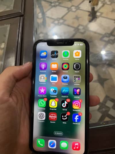 Apple iPhone 11