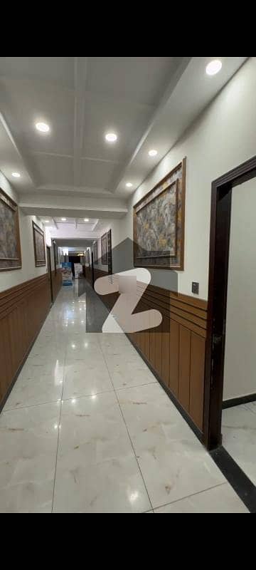 700 Sq Feet Prime Location Office Available For Rent In F-8