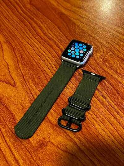 riginal Apple Watch 1st Gen (42mm) - Silver Aluminum - Vintage