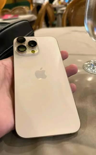 Apple iPhone 16 Pro Max