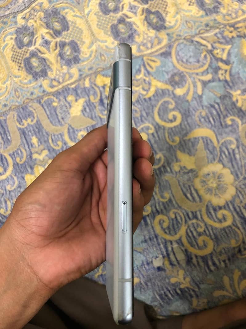 Google pixel 7a 2