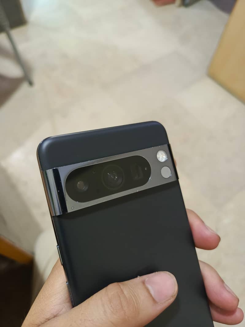 Google Pixel 8 Pro 1