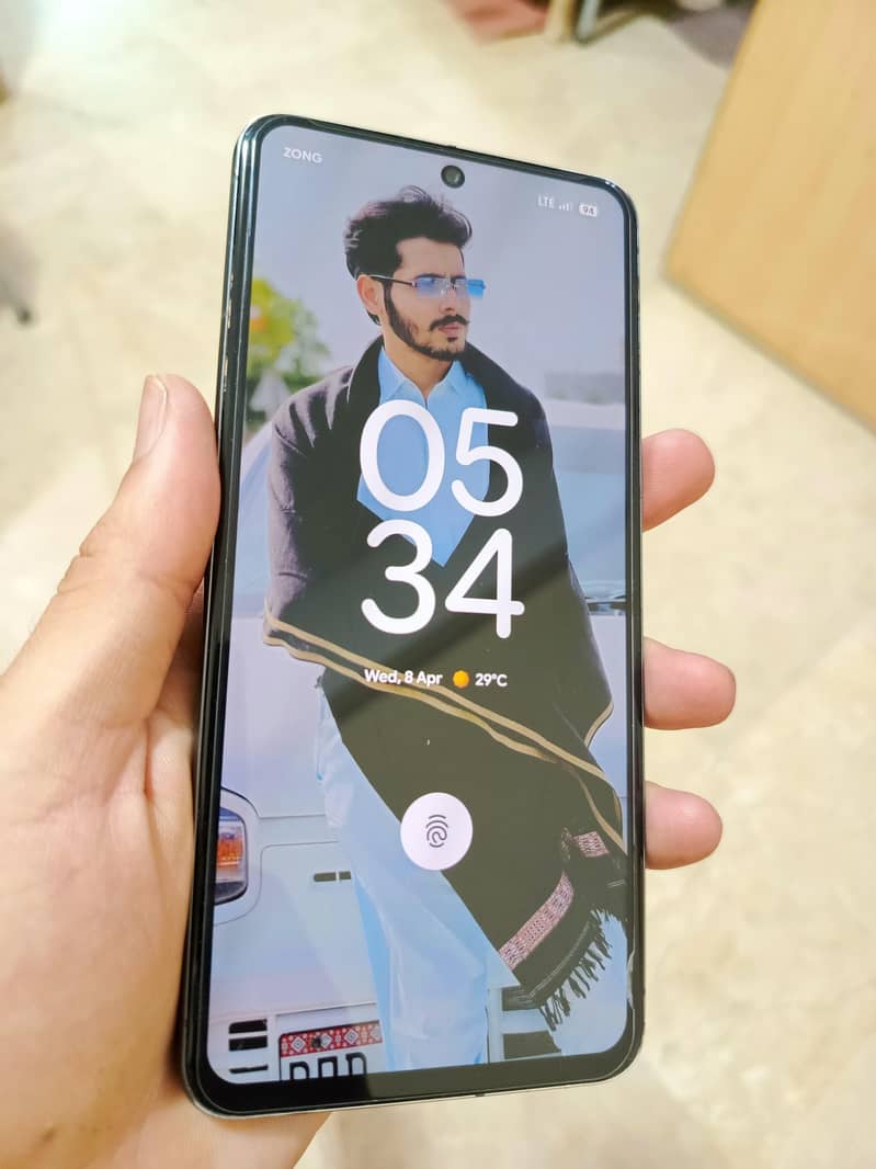 Google Pixel 8 Pro 4
