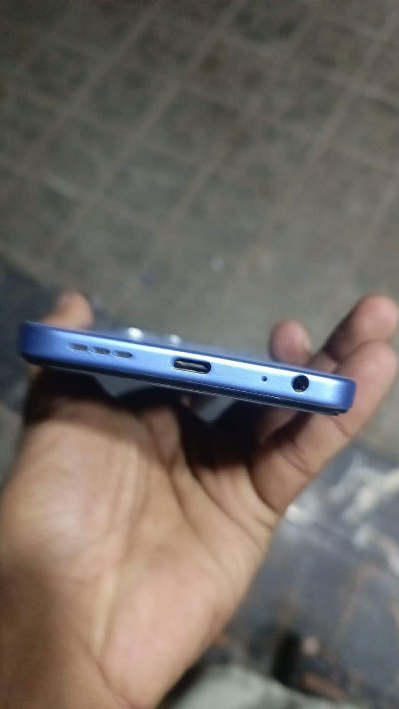 Tecno Spark 20 4