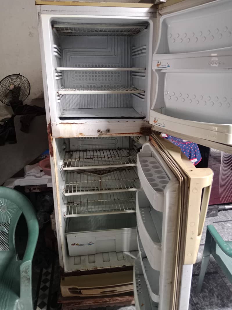 Refrigerator 1