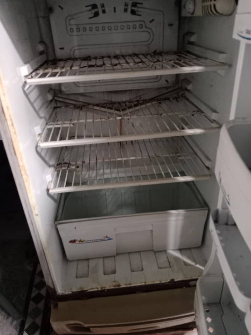 Refrigerator 3