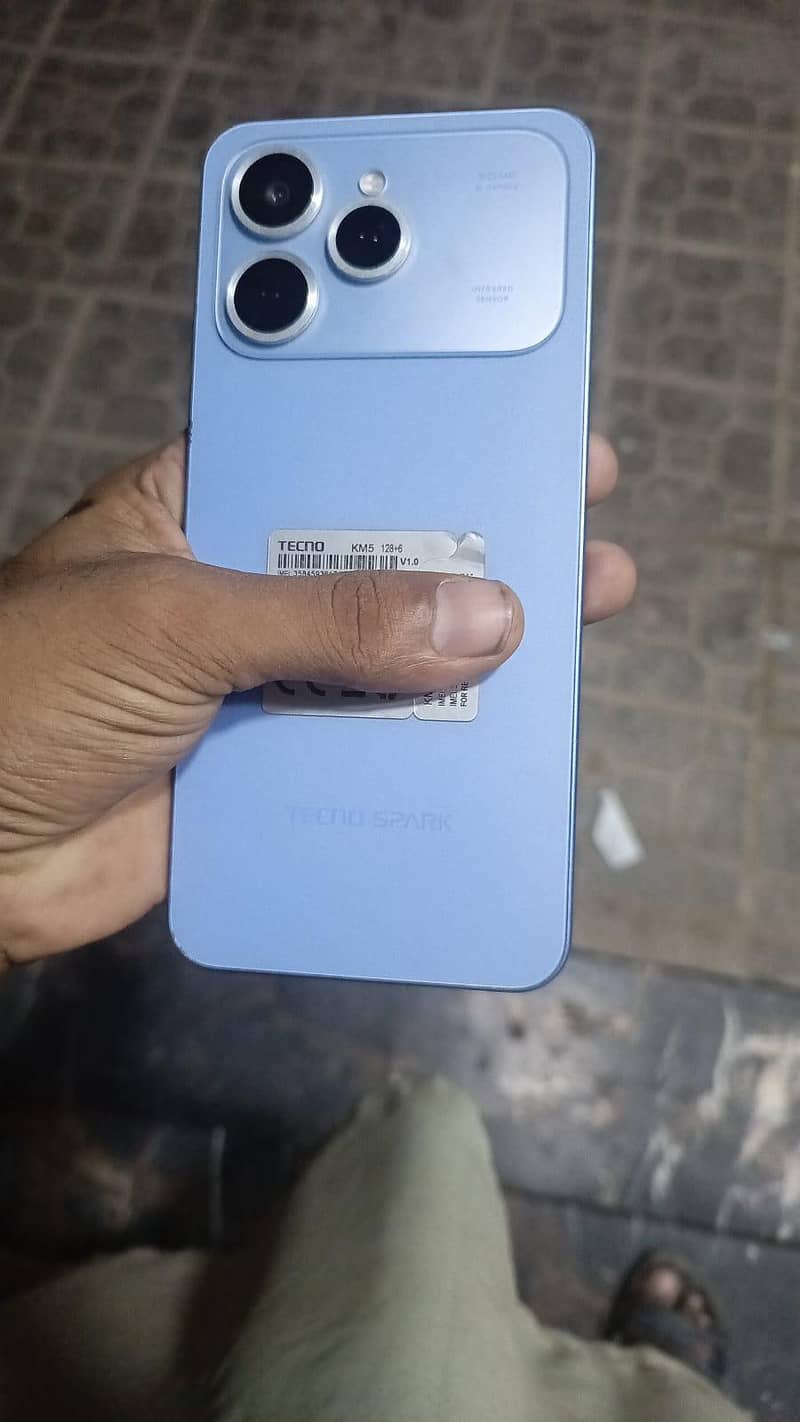 Tecno Spark 20 5