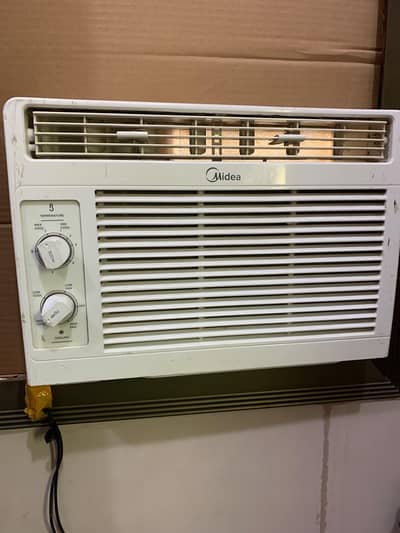 window AC 0.5 Ton
