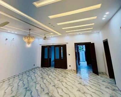 A Spacious 1 Kanal House In F-8/3