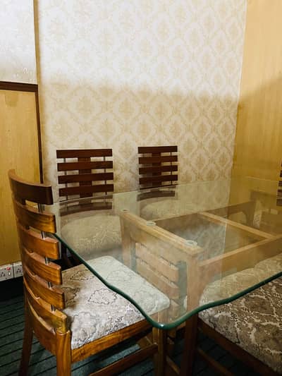 Dinning table