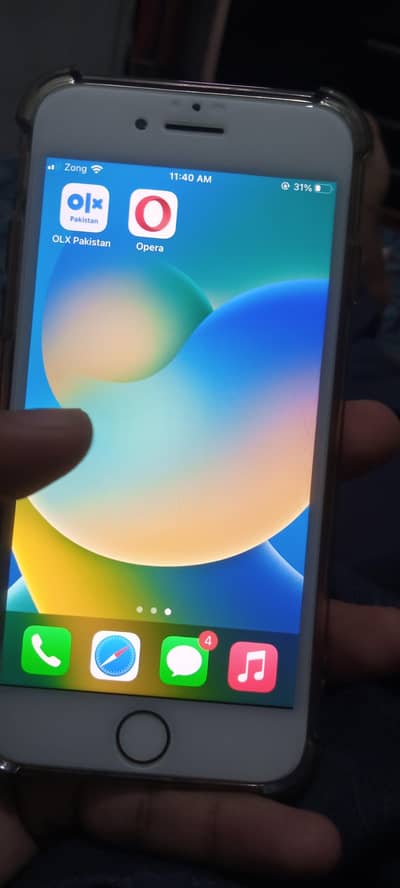 iPhone 8 Pta urgent sale
