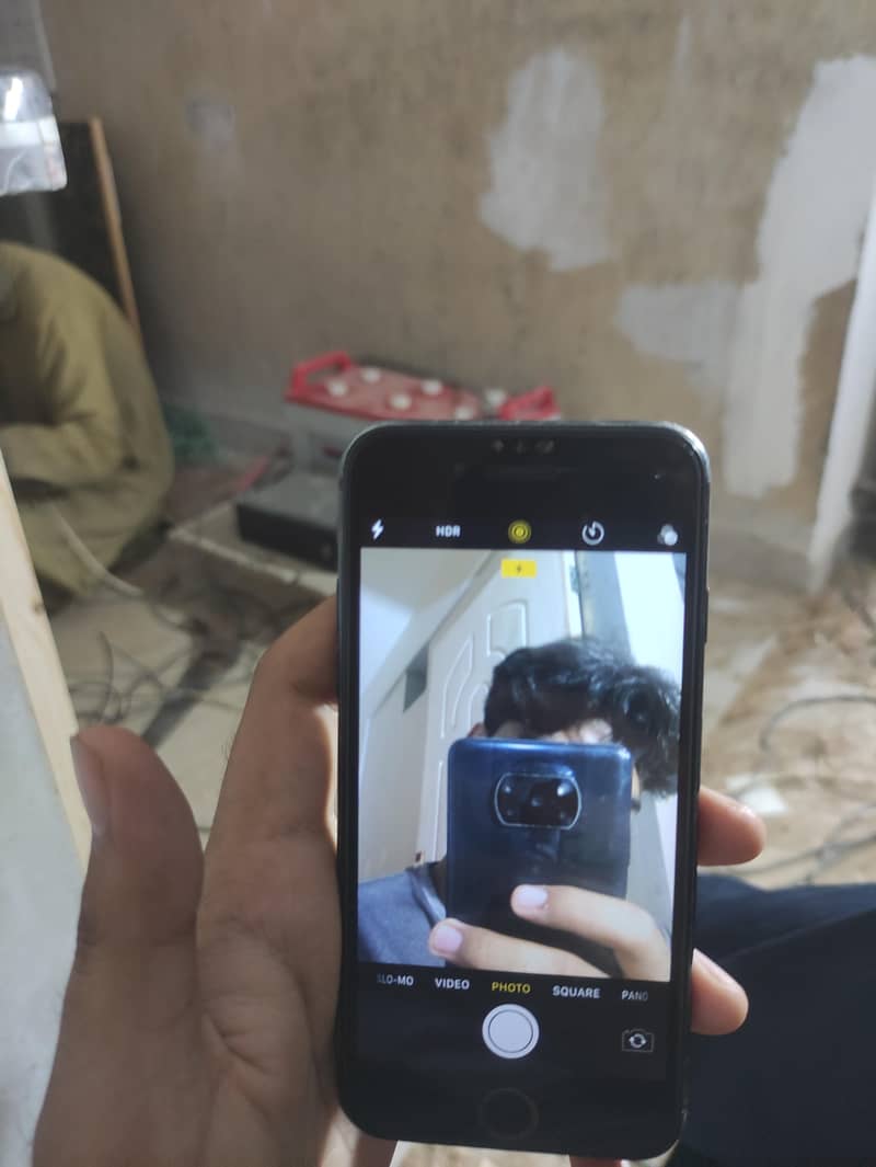 Apple iPhone 7 7