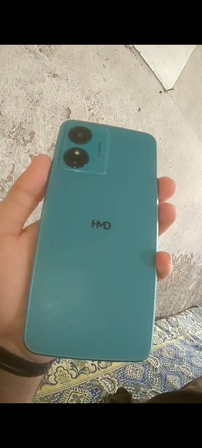 HMD Aura 2