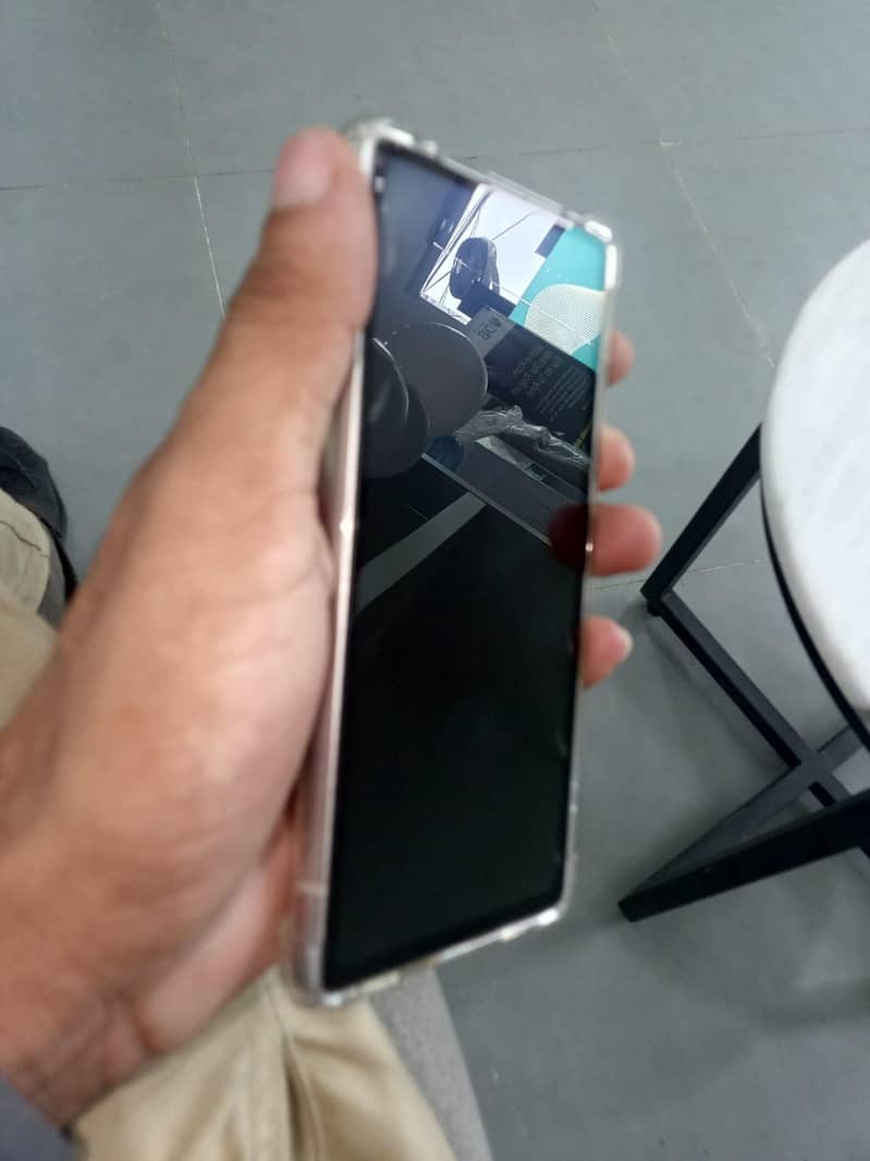 Google Pixel 7a 5