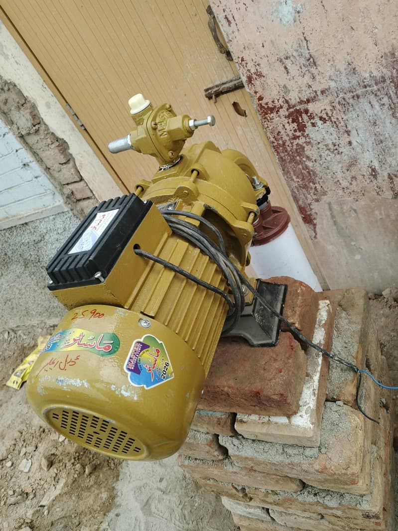 Master Double ampalar pump 1