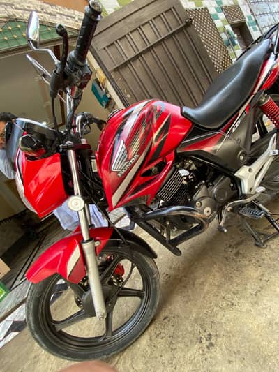 Cb150F Like New condition