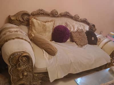7 seater Shahi heavy sofa with antique heavy table