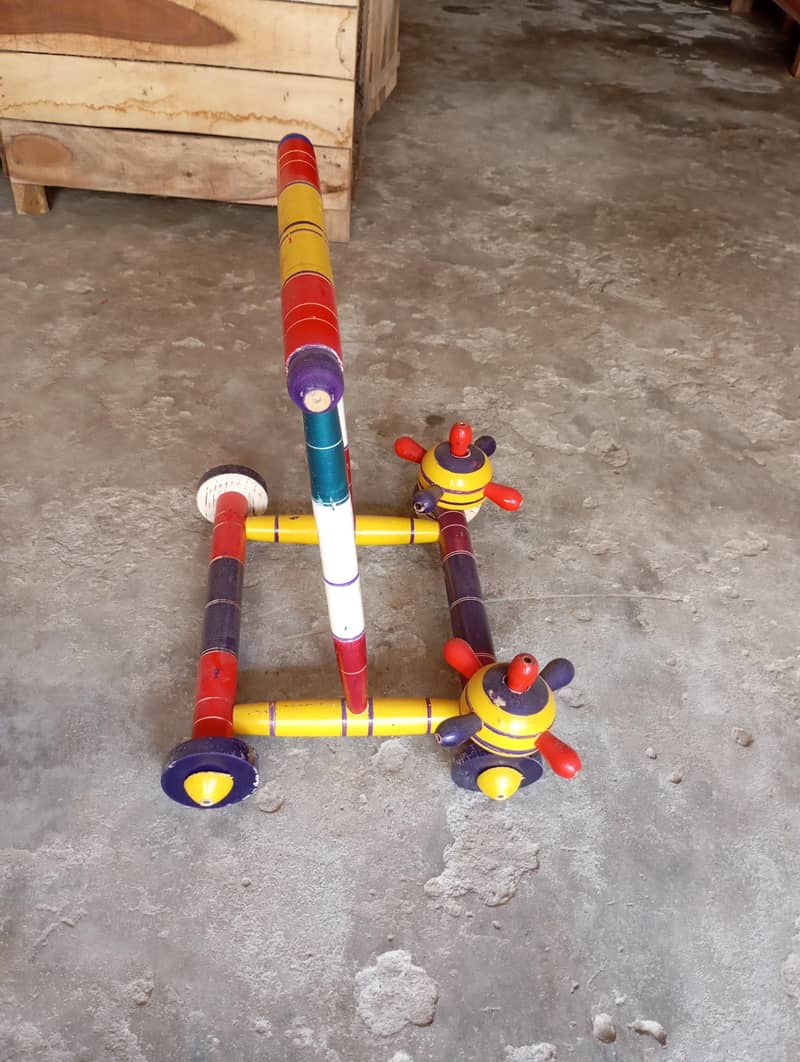 baby walking solid wood 1